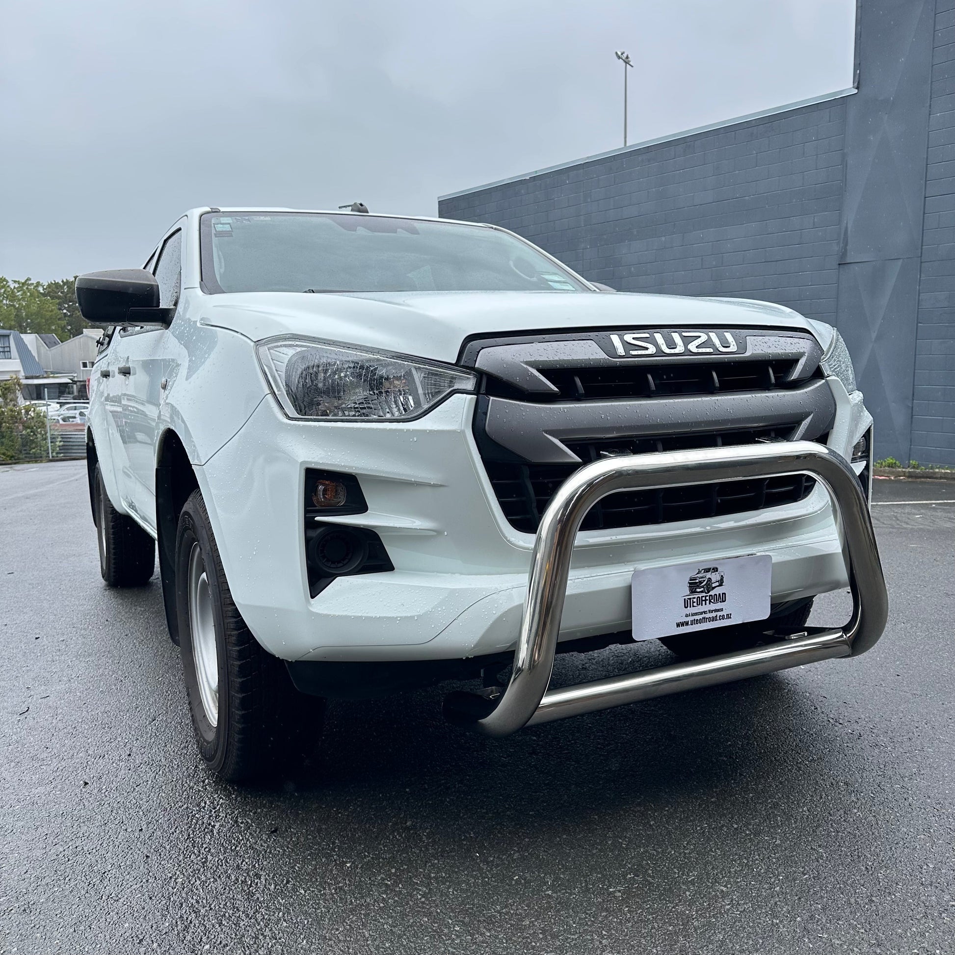 Nudge Bar Isuzu D-Max LS / LX 2021-2023 Chrome