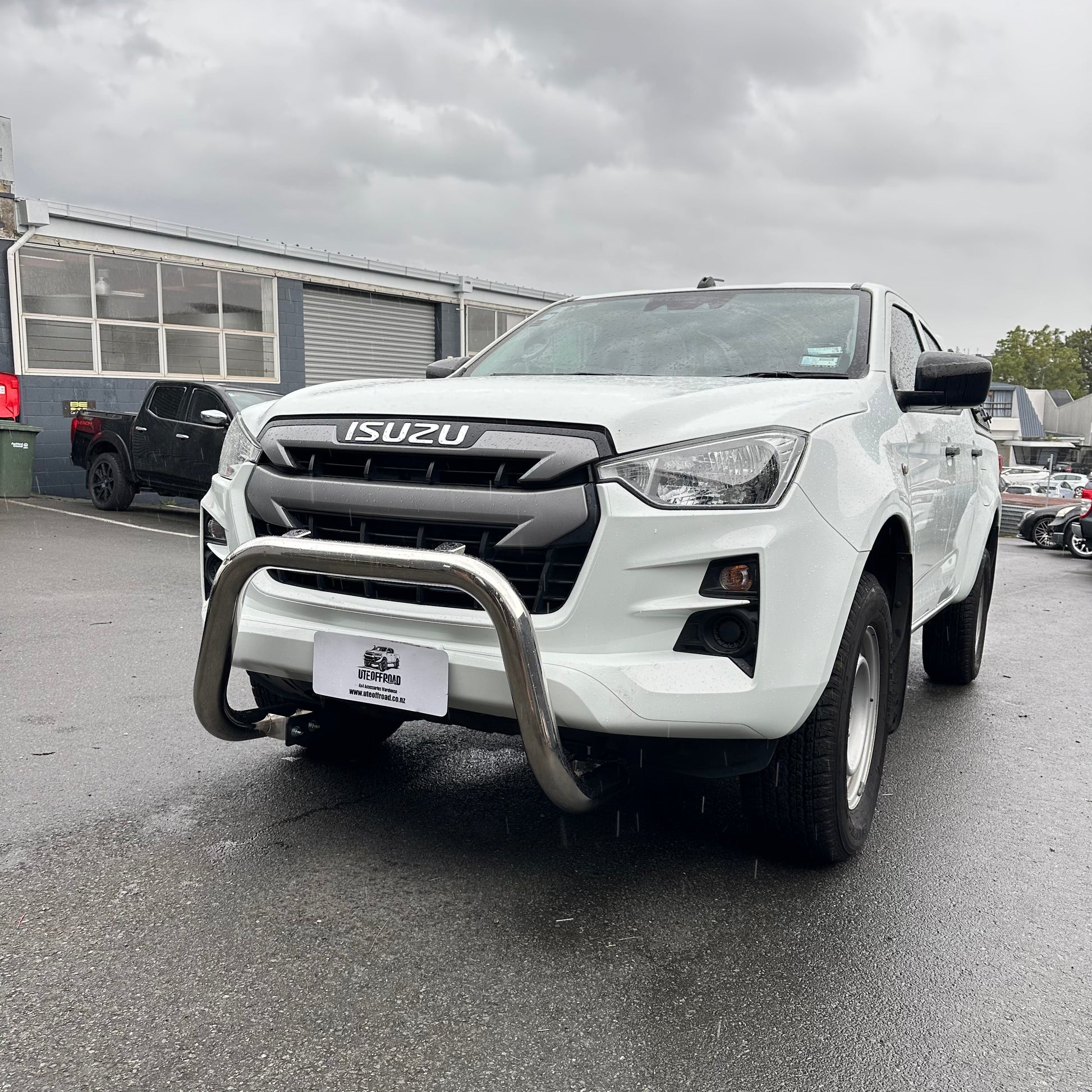 Nudge Bar Isuzu D-Max LS / LX 2021-2023 Chrome W3