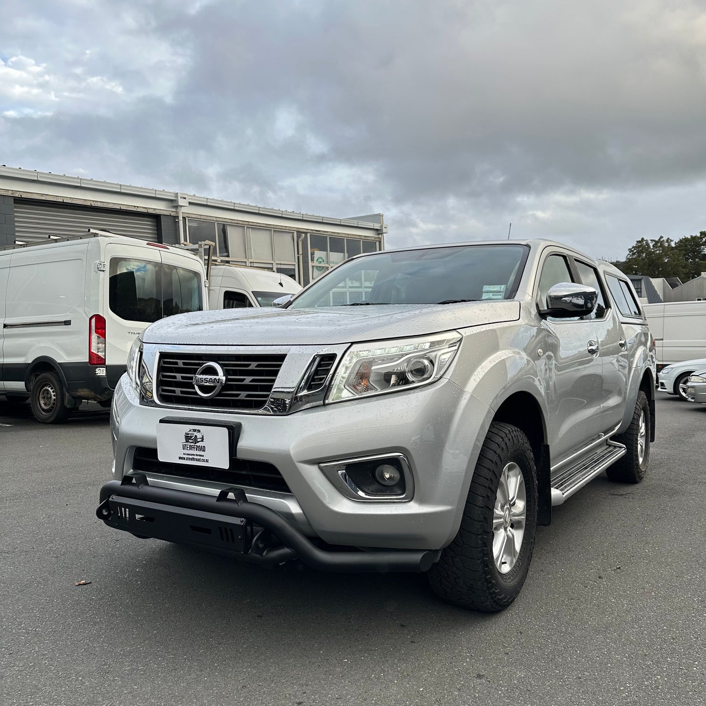 Nudge bar Lower Style for Nissan Navara NP300 2015-2020 Black