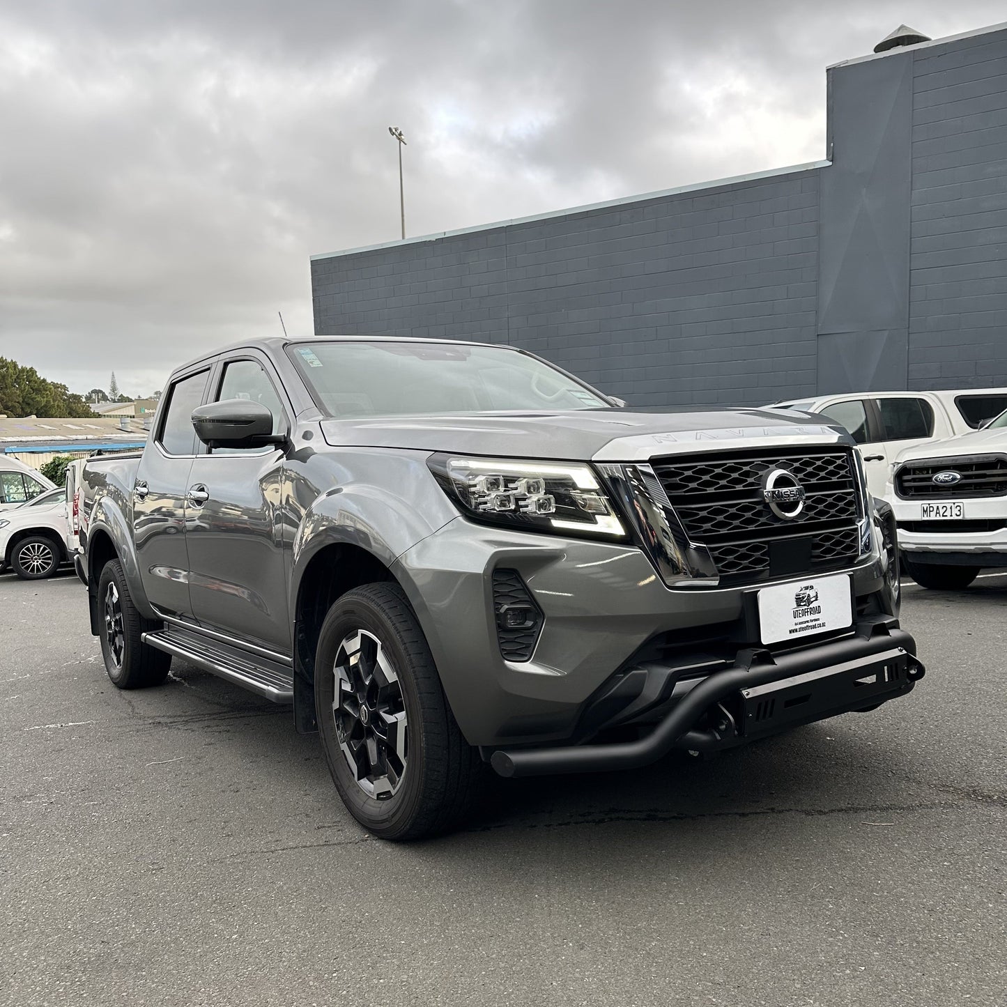 Nudge bar Lower Style Nissan Navara 2021+ Black