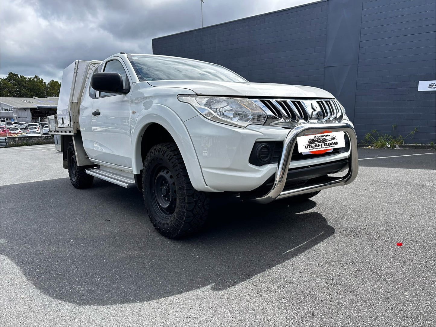 Nudge Bar Mitsubishi Triton/Pajero 2015-2018 Chrome