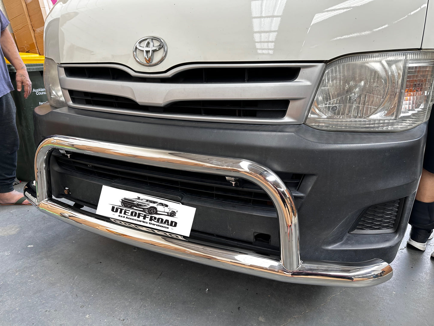 Nudge Bar Toyota Hiace Wide Body 2005-2019 Chrome