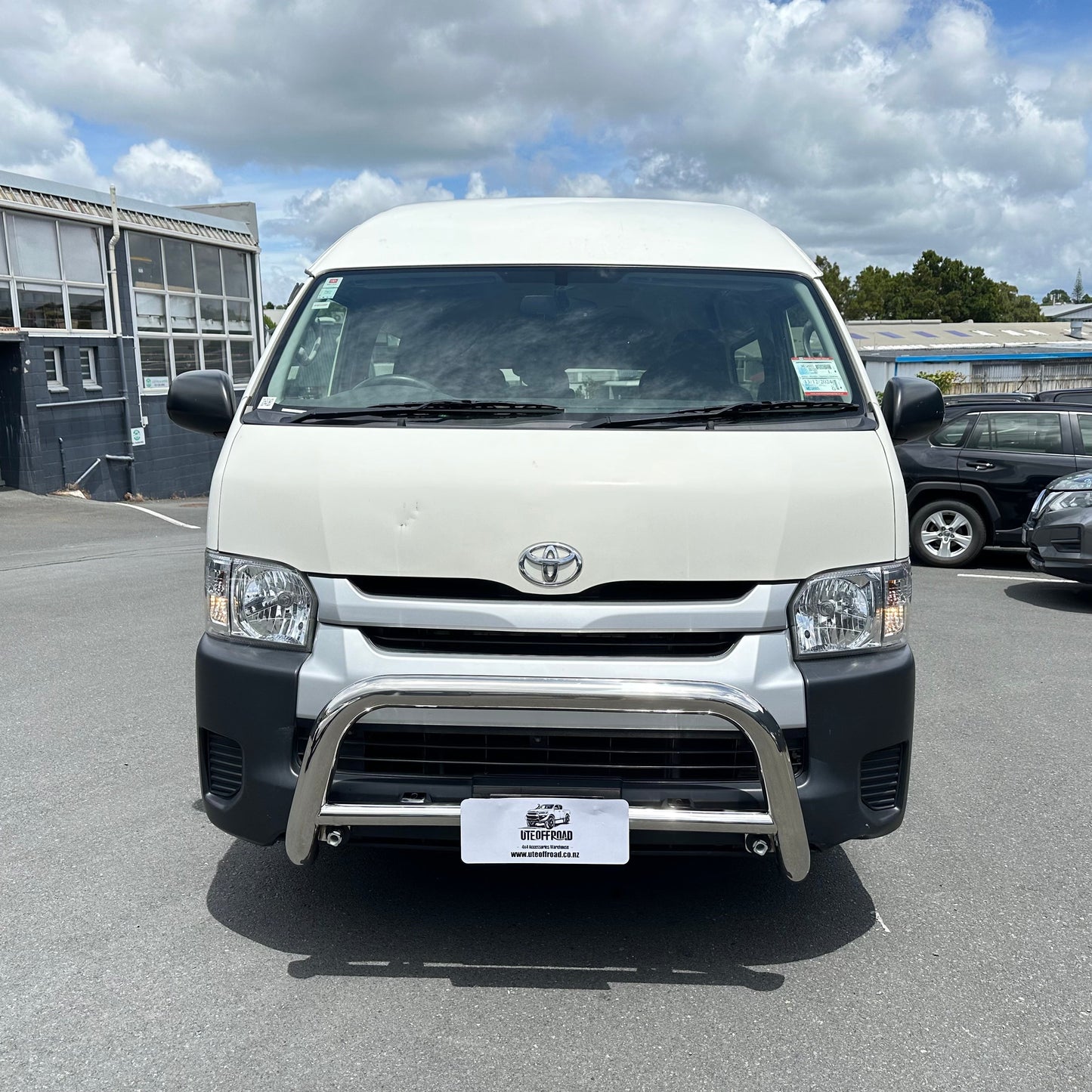 Nudge Bar Toyota Hiace Wide Body 2005-2019 Chrome
