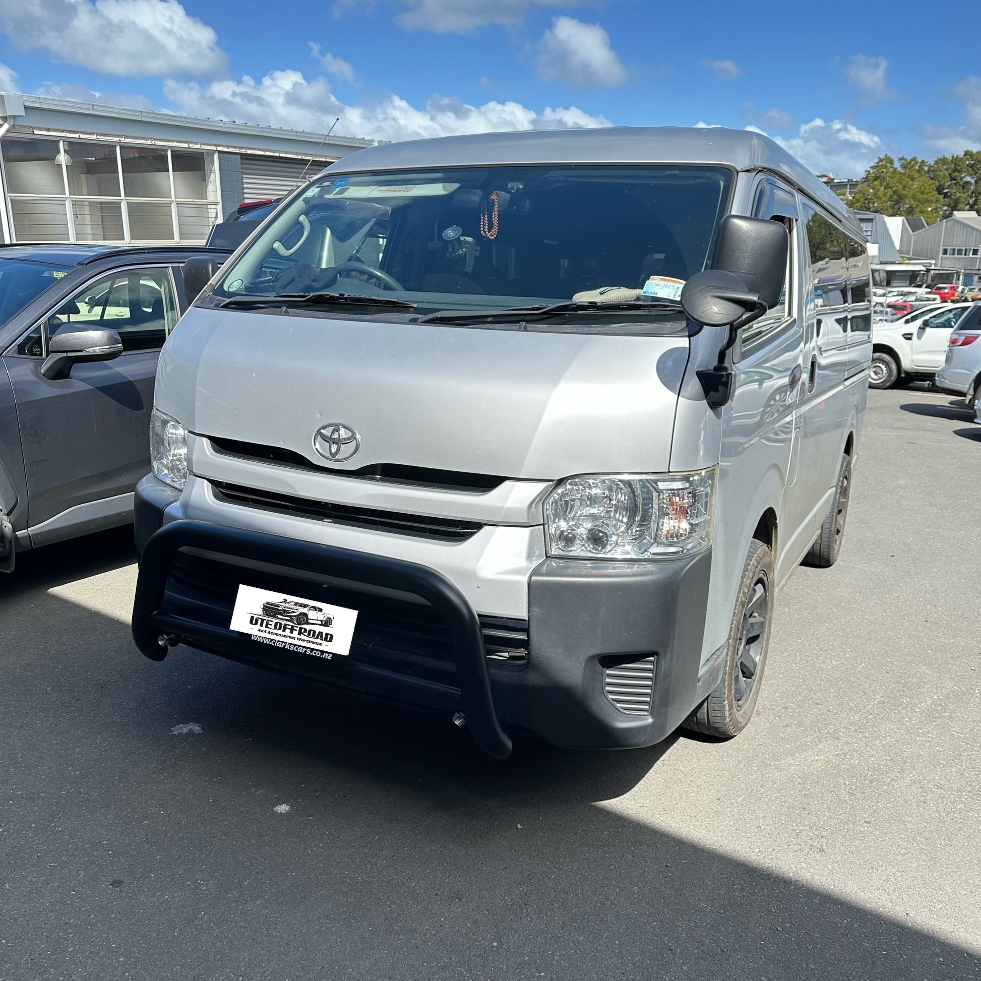 Nudge Bar Toyota Hiace Wide Body 2005-2019 Matte Black