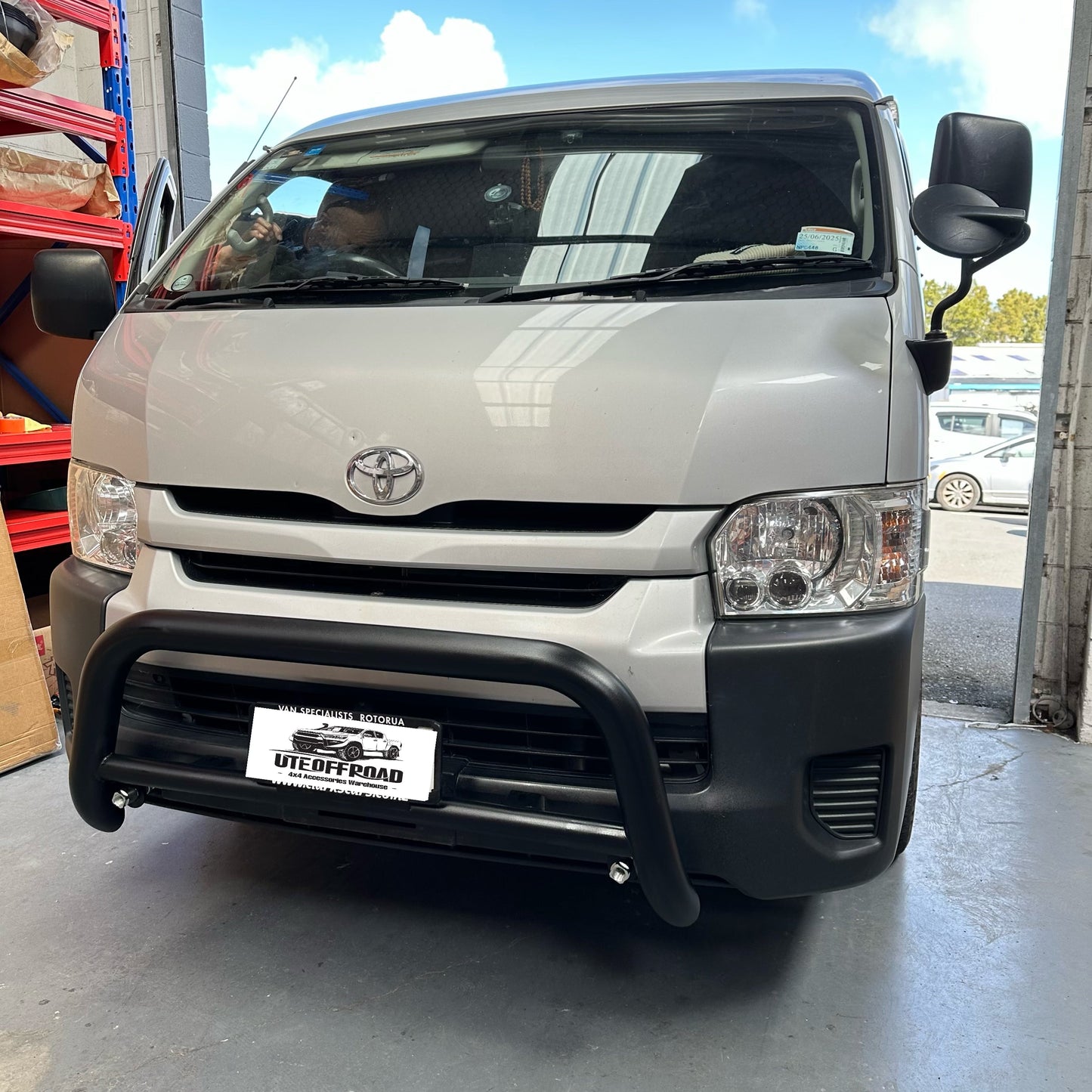 Nudge Bar Toyota Hiace Wide Body 2005-2019 Matte Black