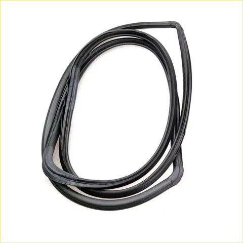 Black rubber rear hatch weatherstrip seal for Nissan Datsun Fairlady Z S30 240Z 260Z coiled with smooth texture