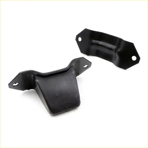 Black rubber rear spring bumper with reinforced metal brackets and pre-drilled holes for nissan datsun navara d22 np300