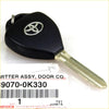 Black toyota remote key fob with silver logo and metallic blade for hilux mk6 sr5 2004-2011 use