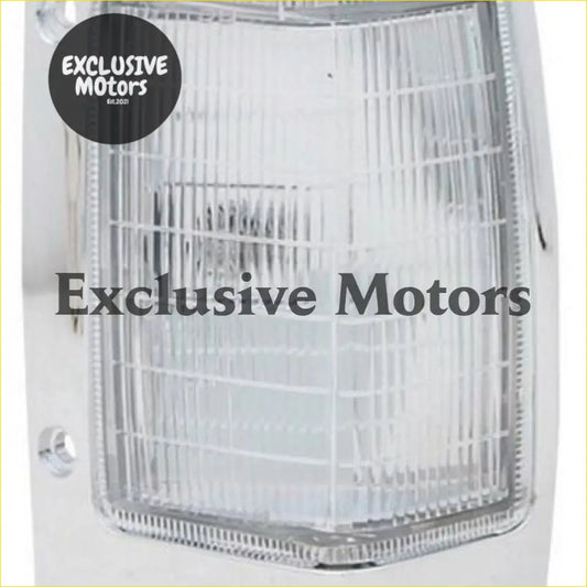 Right-Hand Corner Light Chrome for Nissan Navara (1986-1997) - Parts & Accessories
