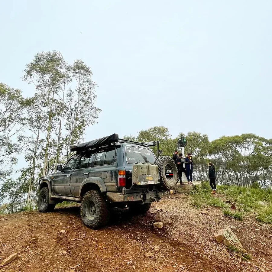 Off-road vehicle with wheel carrier and spare wheel, fitting video available for Nissan Patrol Y61 Gu4