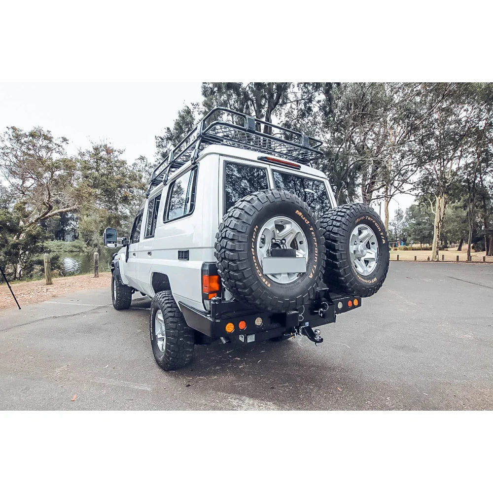 White off-road vehicle with dual spare wheel carrier for Toyota Landcruiser Fj75 Fj76 Fj78