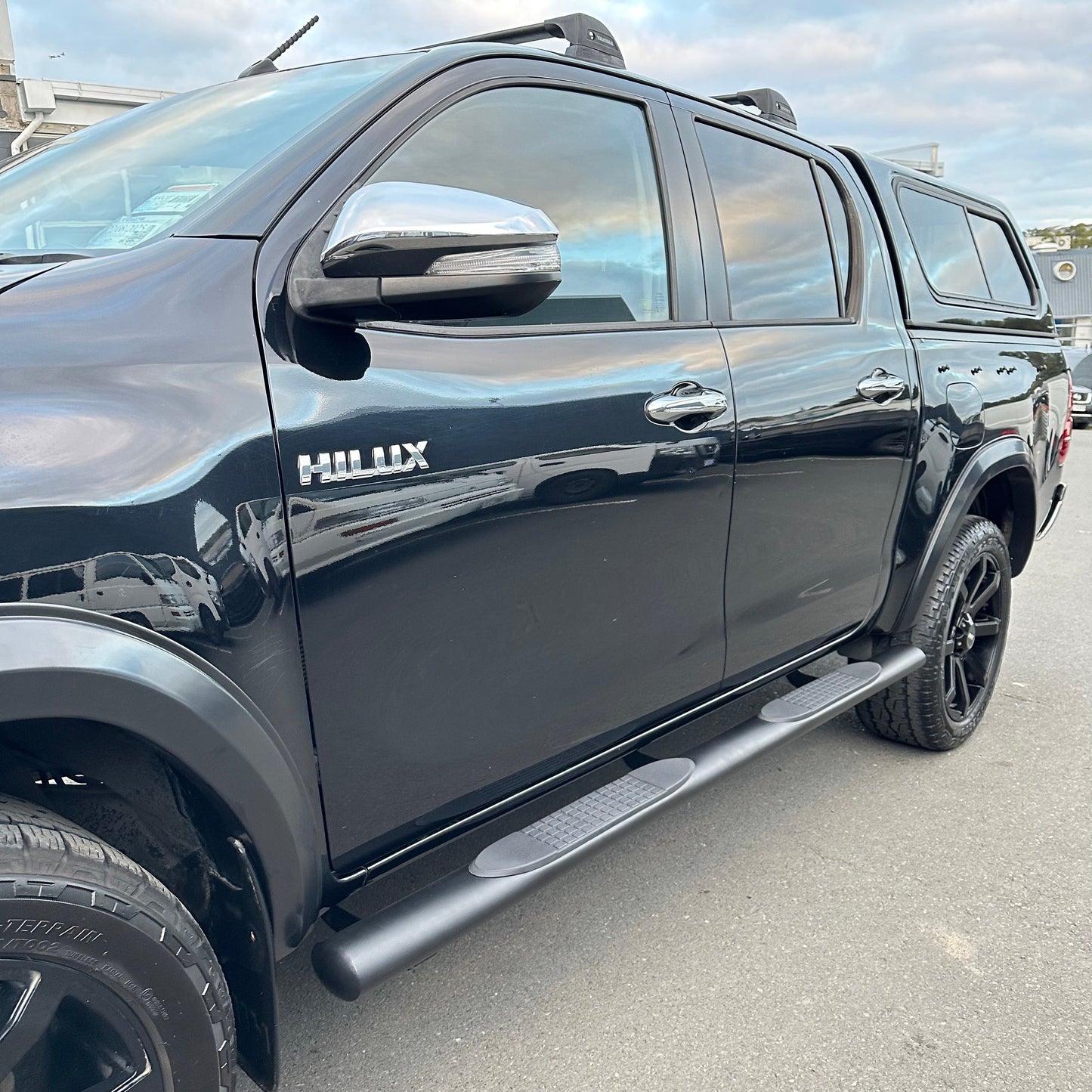 Running Board 4 inch Oval Tube Black Stainless Steel Hilux Revo 2015+