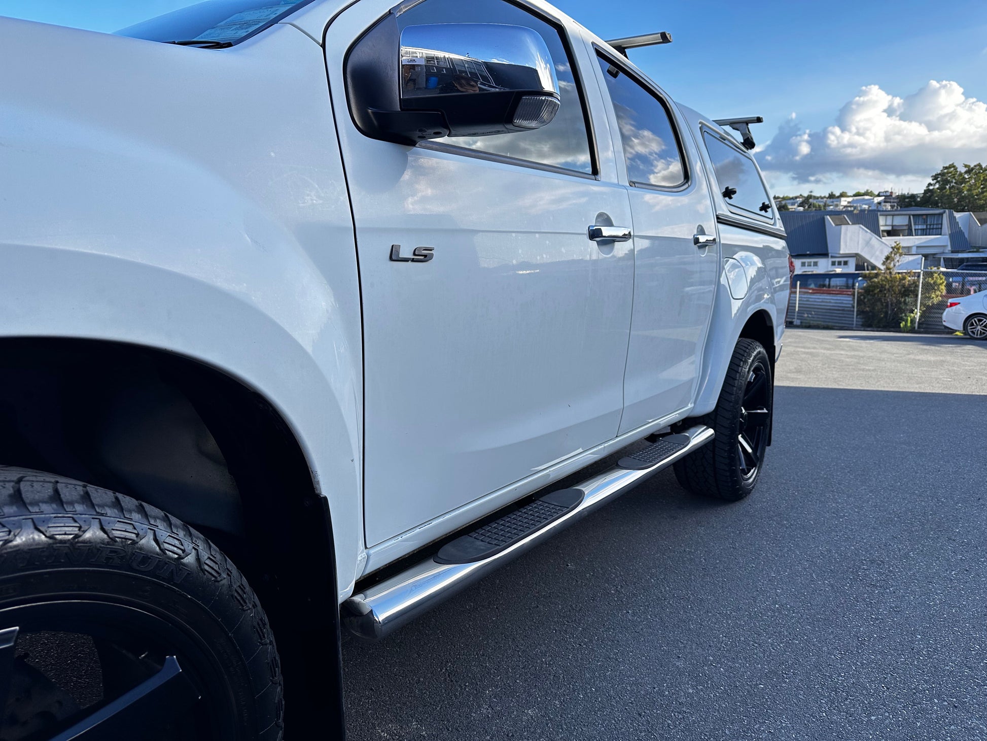 Running Board 4 inch Oval Tube Stainless Steel D-Max 2012-2020 Double