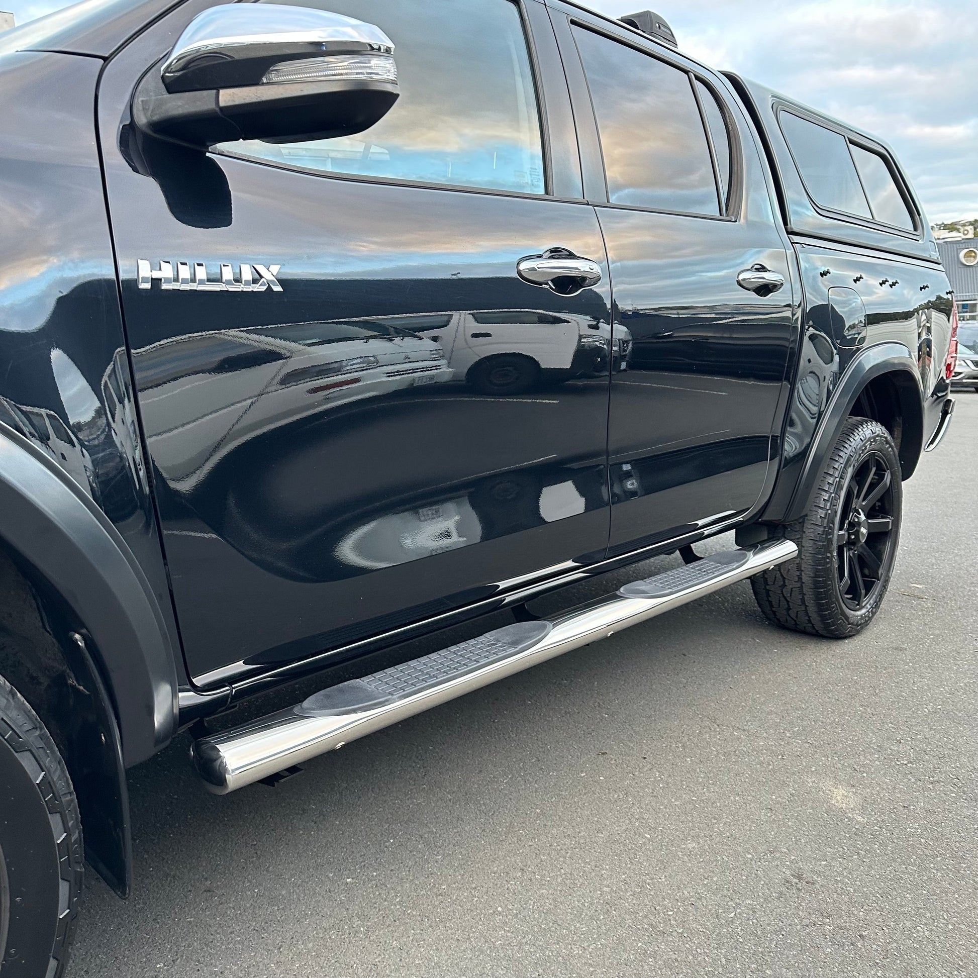 Running Board 4 inch Oval Tube Stainless Steel Hilux Revo