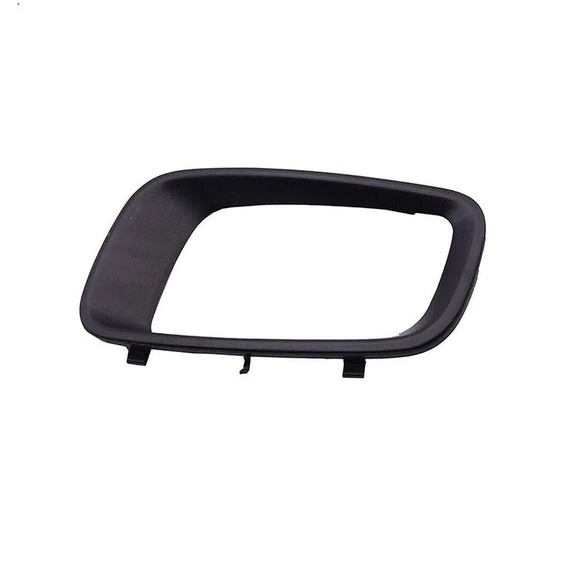 Mitsubishi Pajero Montero Left Side Fog Light Cover (2000-2003)