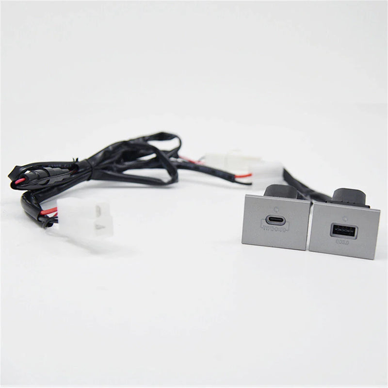 Ford Focus MK2 USB-A QC3.0 + USB-C PD Dual Port Charger (2005-2009)