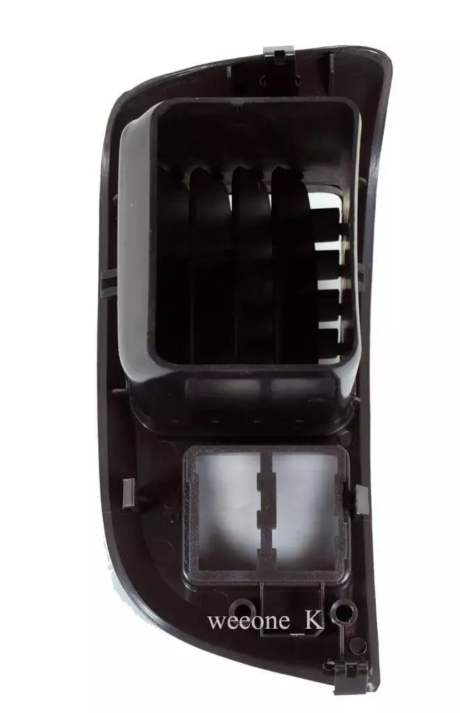 Isuzu D-Max Air Vent Trim RH (2002-2006)