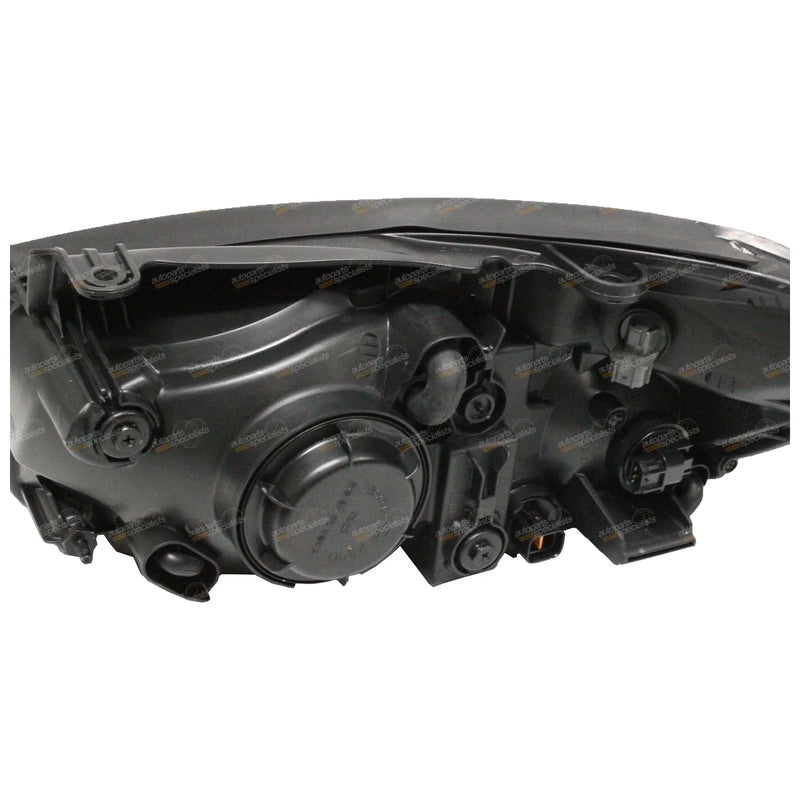 Kia Cerato LD Sedan / Hatch Right Headlight (2006-2008)