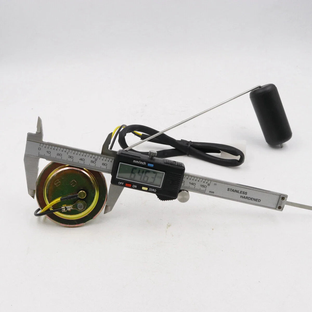 Fuel Tank Gauge Sending Unit for Nissan Datsun 720 2WD DX Z16 1979-1986