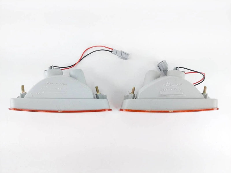 Nissan UD Truck MK175 1800 2000 2300 Front Bumper Indicator (1995-2010)