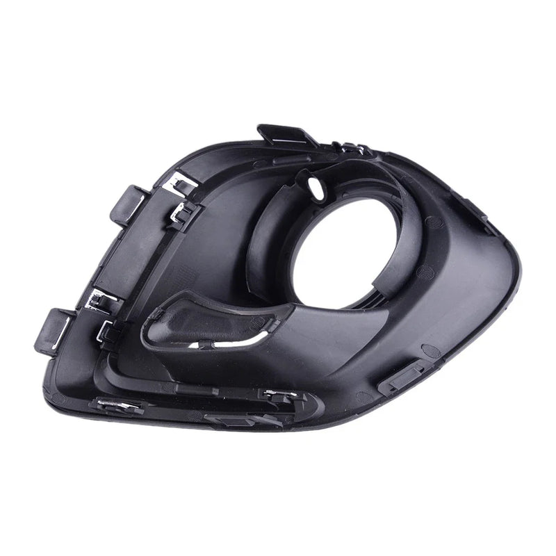 Mitsubishi Outlander Sport Front Right Fog Light Cover (2011-2021)