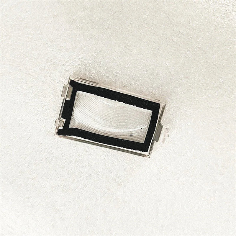 Jeep Grand Cherokee Right Side License Plate Light Lens (2005-2010)