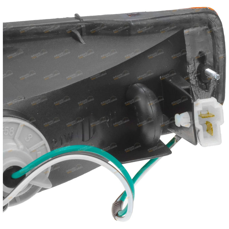 Toyota 80 Series Landcruiser RHS Front Bar Indicator Light (1990–1997)