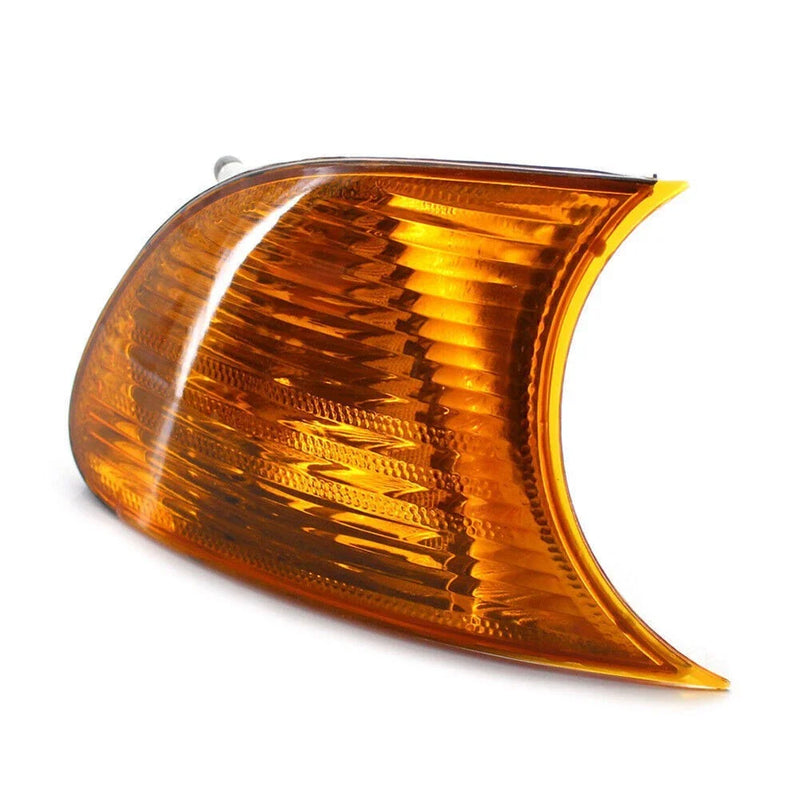 BMW E46 3-Series Front Right Turn Signal Light w/ Yellow Lens (00-01)