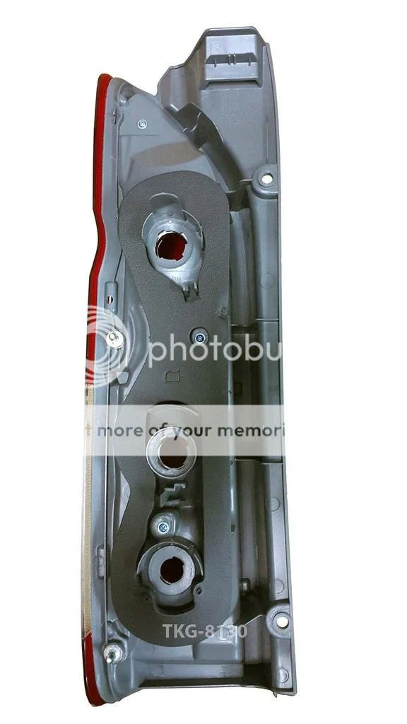 Toyota Hiace Commuter LWB Van RH Tail Light (2014-2017)