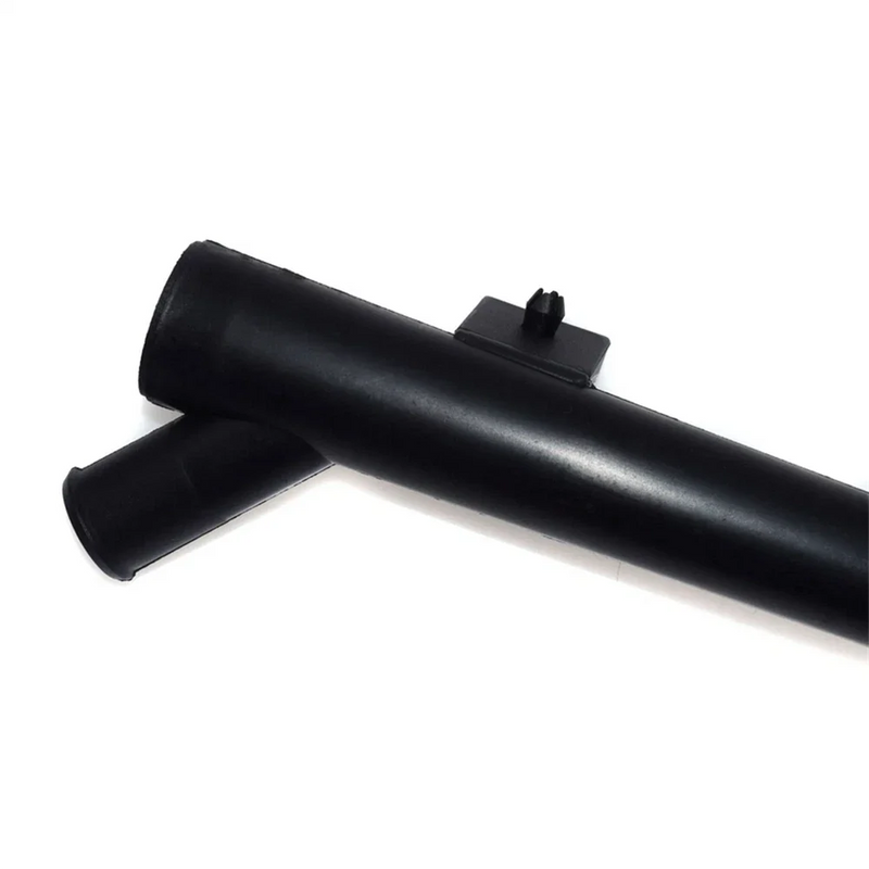 2000-2004 Ford Focus Water Pump Coolant Inlet Tube (2000-2004)