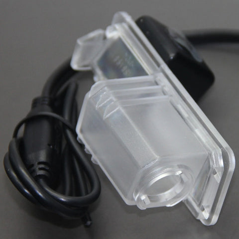 VW Volkswagen Amarok Reverse Rear View Backup Camera (2012–2015)