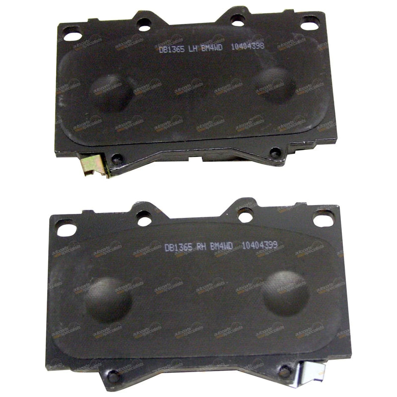 Toyota Landcruiser 76 / 78 / 79 Front Disc Brake Pads Set (1999–2019)