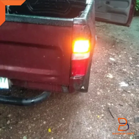 Toyota Hilux Ute LN106 LN85 LN90 RN85 Rear Tail Lights (1988-1997)