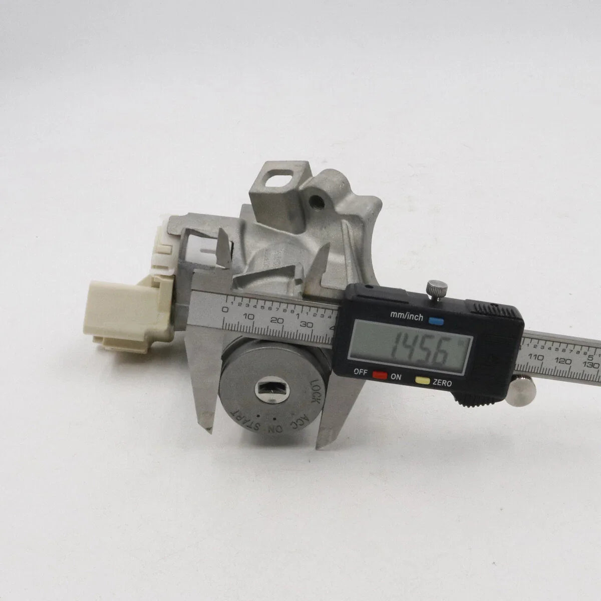 Ignition Switch Door Lock for Toyota Hilux2005-2015