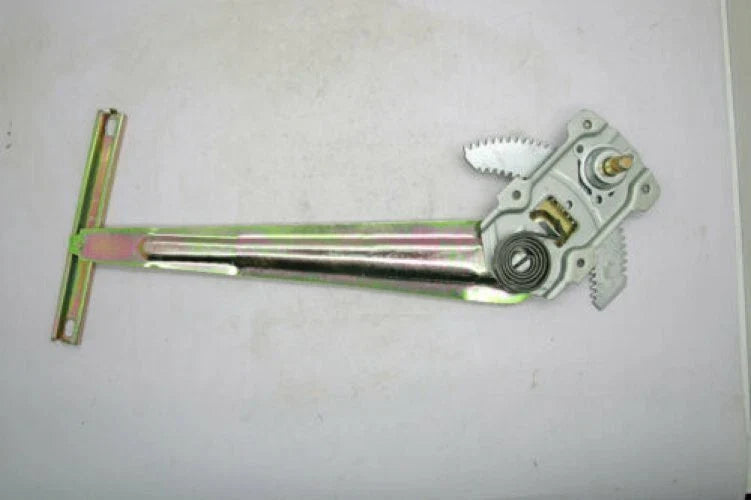 Toyota Hilux LN60 LN61 LN65 Window Regulator (1984-1988)