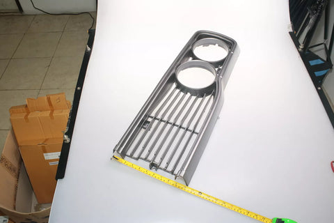 Toyota Hilux RN20 / RN25 1972-1978 Front Grill Grille Gray x2