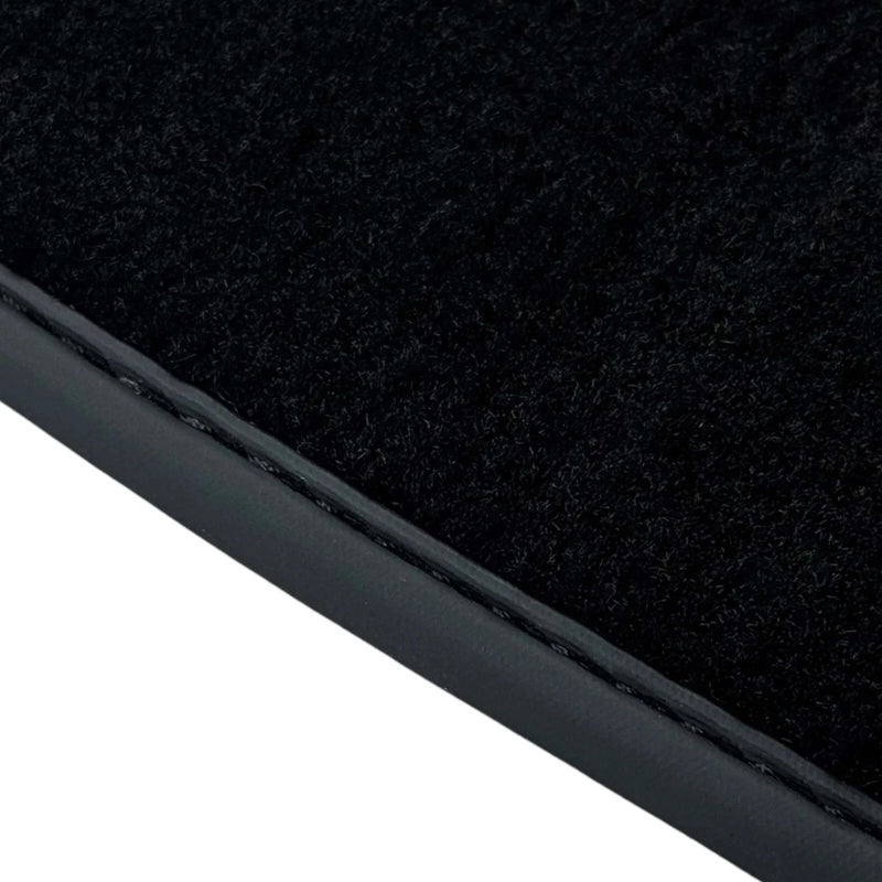Audi A6 C6 Avant with Carbon (2004-2008) - 2 x Mats Black Floor Mats