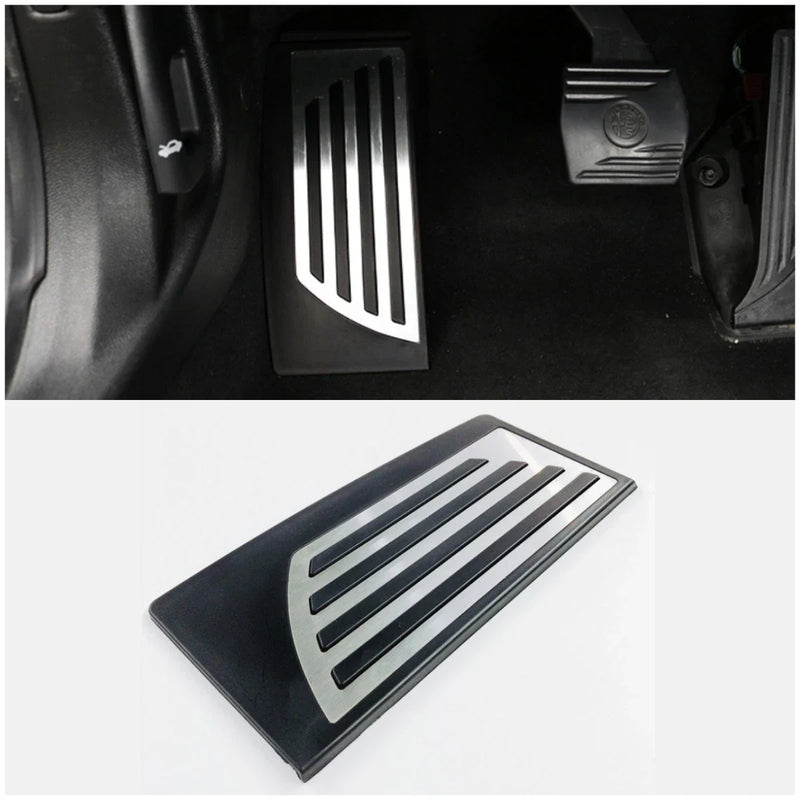 Alfa Romeo Stelvio Giulia (2017-2022) 1 pcs Anti-Slip Footrest Pad