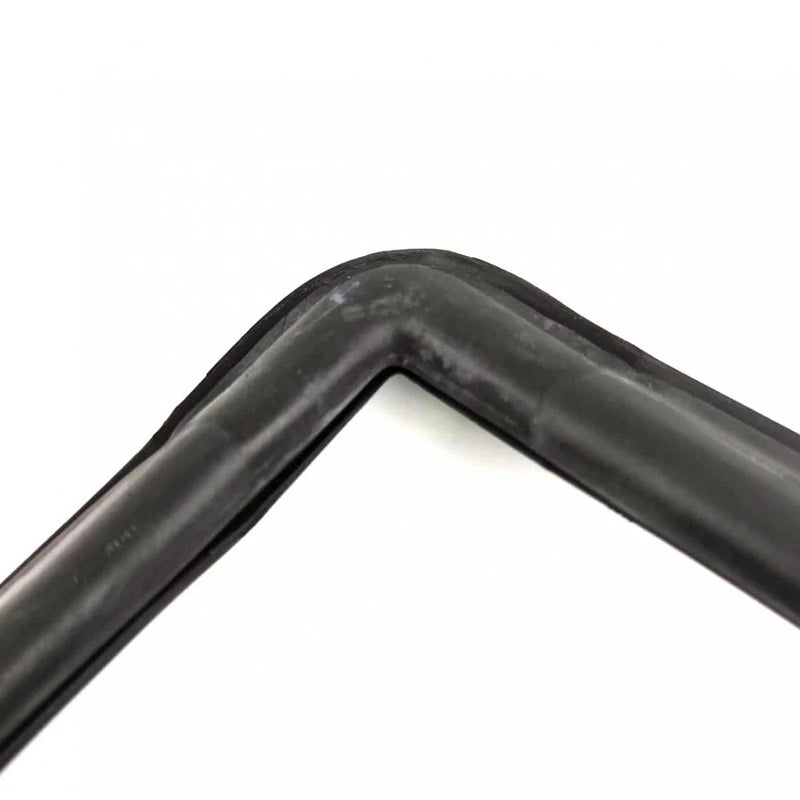 Toyota Hilux LN85 Extra Cab Ute 1989-95 Rear Windshield Rubber Weatherstrip