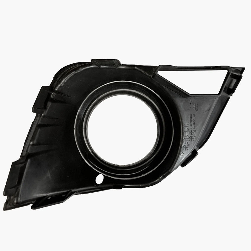 Mitsubishi ASX Front Bar Grille With Fog Light Mount Left Side (2010–2017)