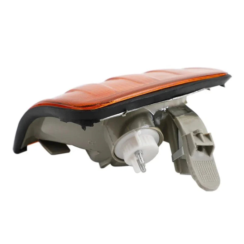 Mercedes E-Class Amber Corner Signal Lamp Parking Light (1985–1995)