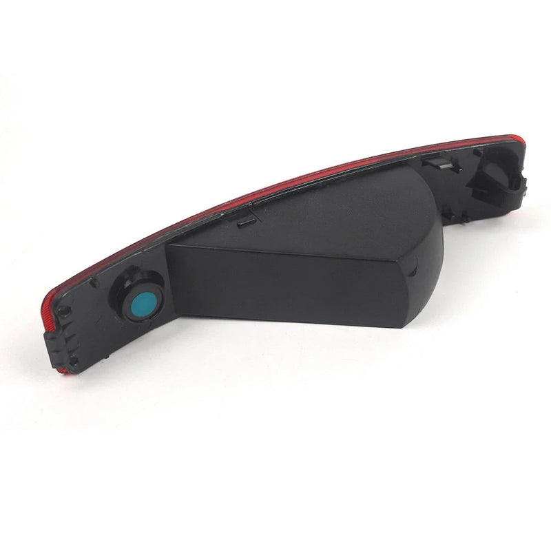 Volvo XC90 Right Rear Fog and Brake Light Reflector Assembly (2003–2014)