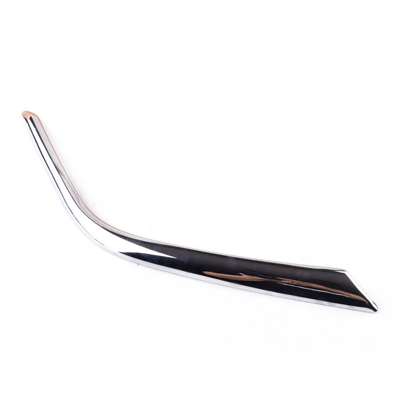 Mitsubishi Outlander Silver Fog Light Eyebrow Cover Trim (2019-2020)