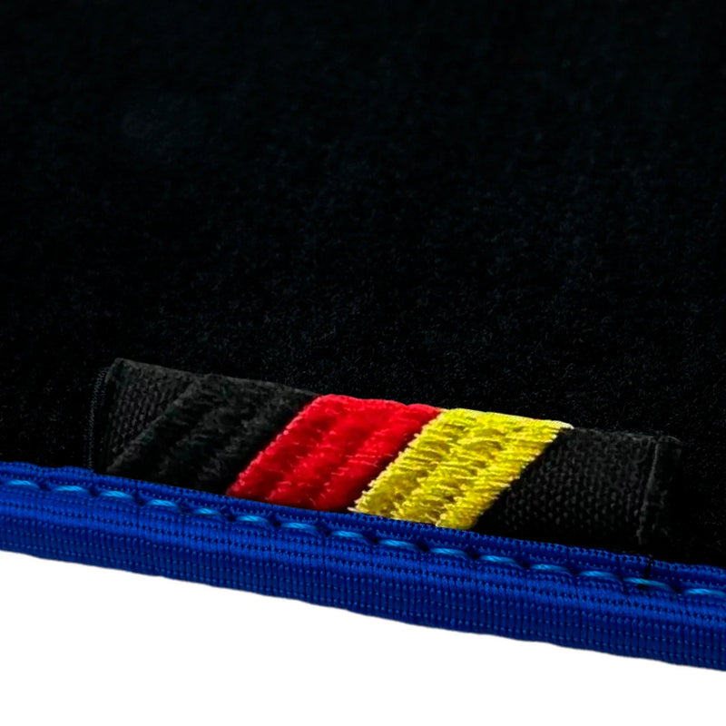 BMW X7 Series G07 SUV (2018-2024) Blue Trim AutoWin Black Floor Mats