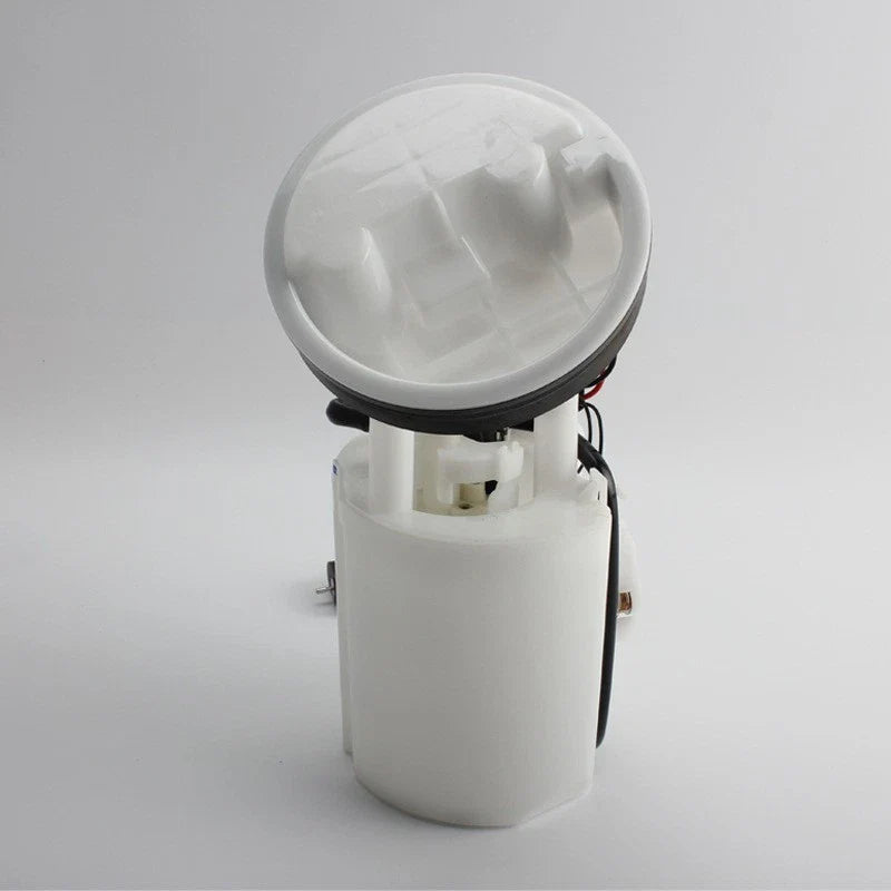 Mercedes W203 C180 C200 C230 C32 AMG Fuel Pump Assembly (2000–2007)