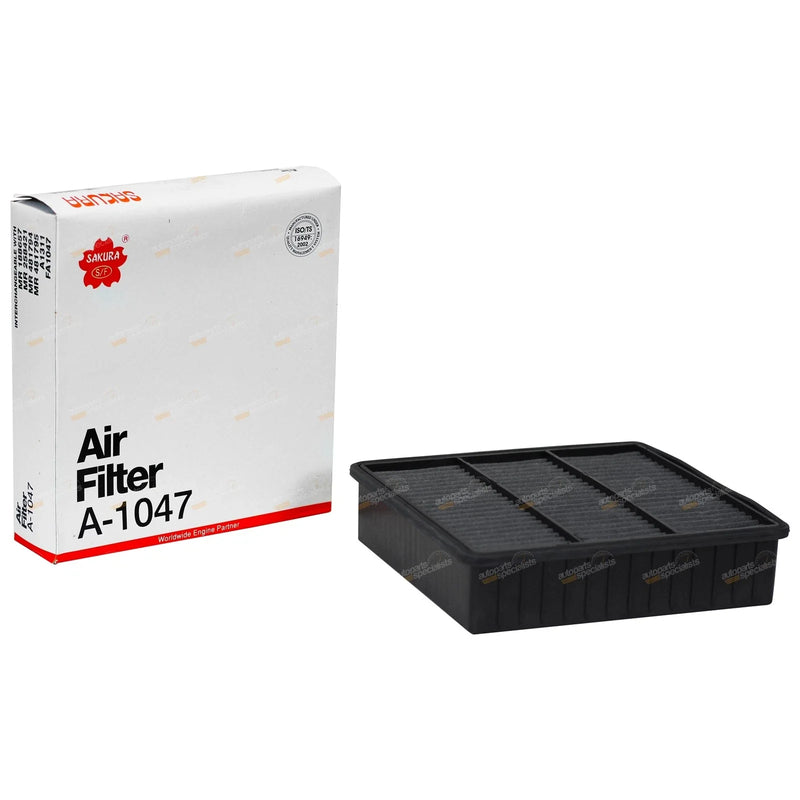 Mitsubishi Outlander Air Filter Cleaner 2.4L (2004 - 2006)