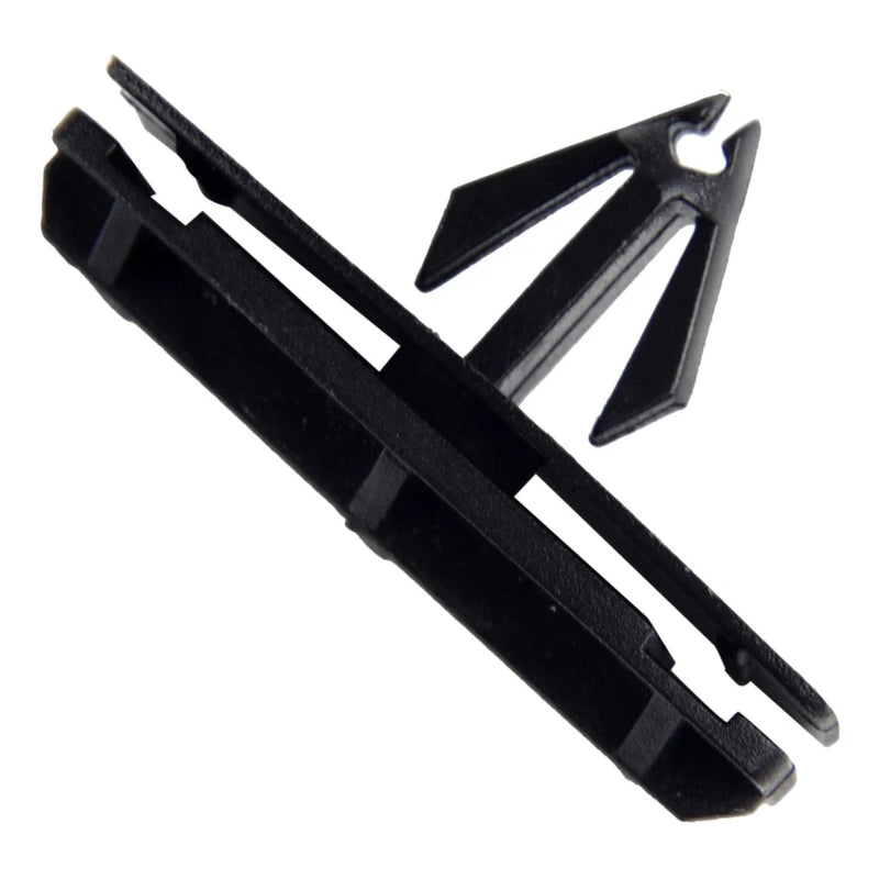 Jeep Wrangler JK 2007-2017 Fender Flare Clips (2 x Mounting Clips)