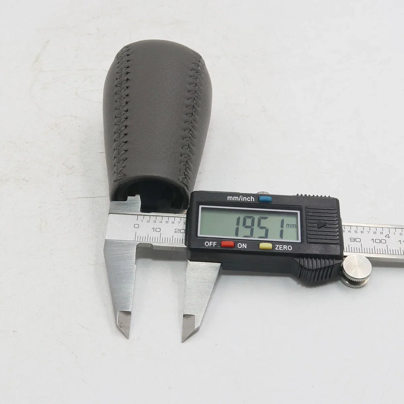 Toyota Hilux Vigo / 2004-2010 Manual Gear Shift Knob