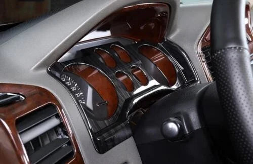 Mitsubishi Pajero Montero Instrument Panel Trim Woodgrain (2000–2006)