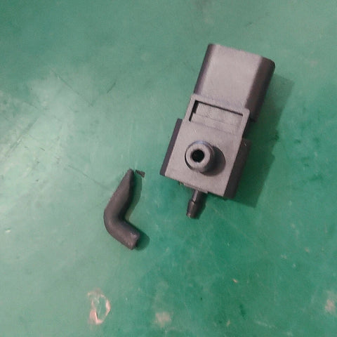 Hyundai Santa Fe, Tucson, Kia Sportage Fuel Tank Pressure Sensor (2006-2023)
